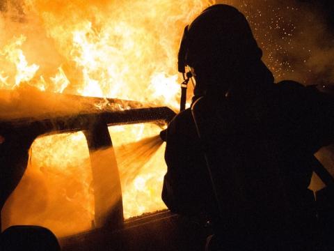 bombero fuego coche 